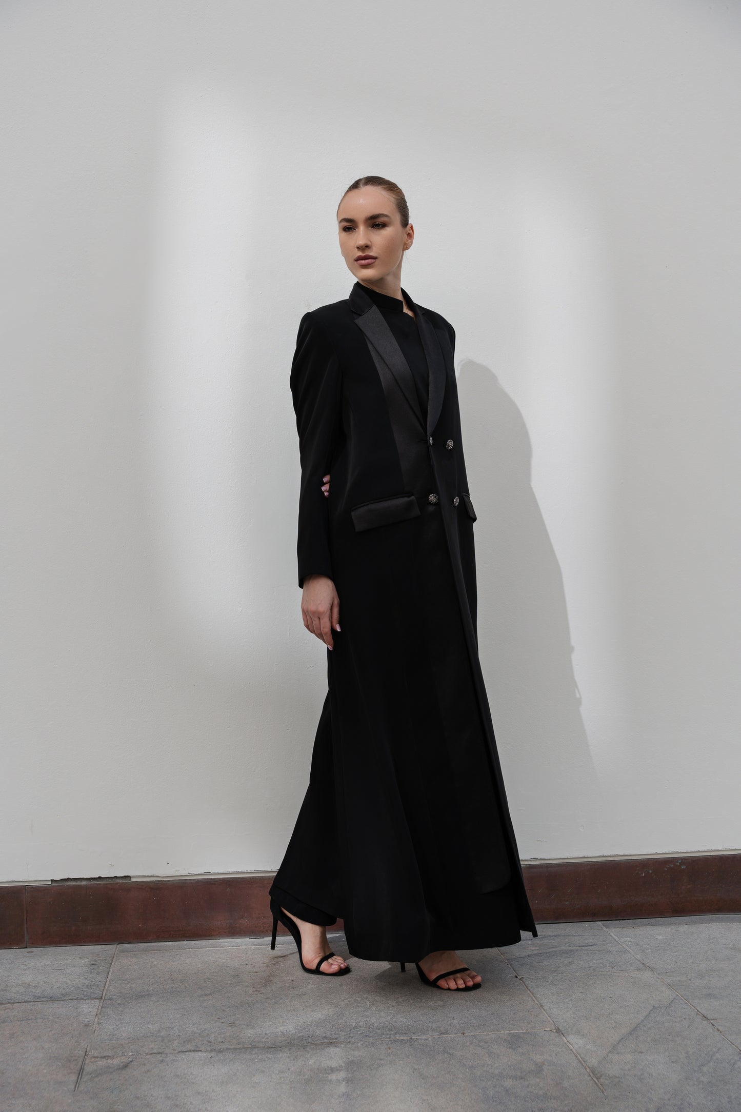 Regalia Noir | Black Abaya