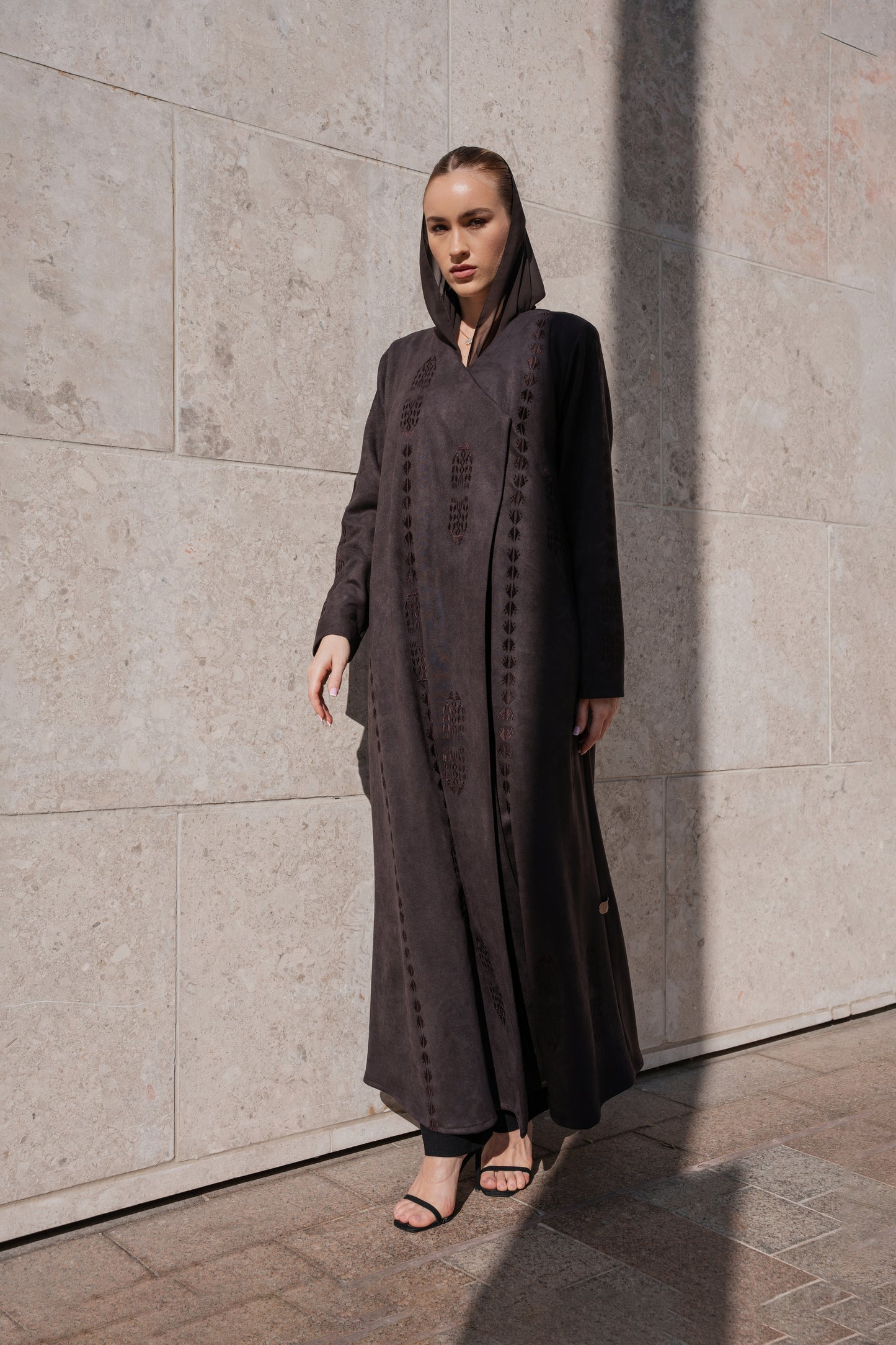 Desert Etch | Coffee Brown Abaya