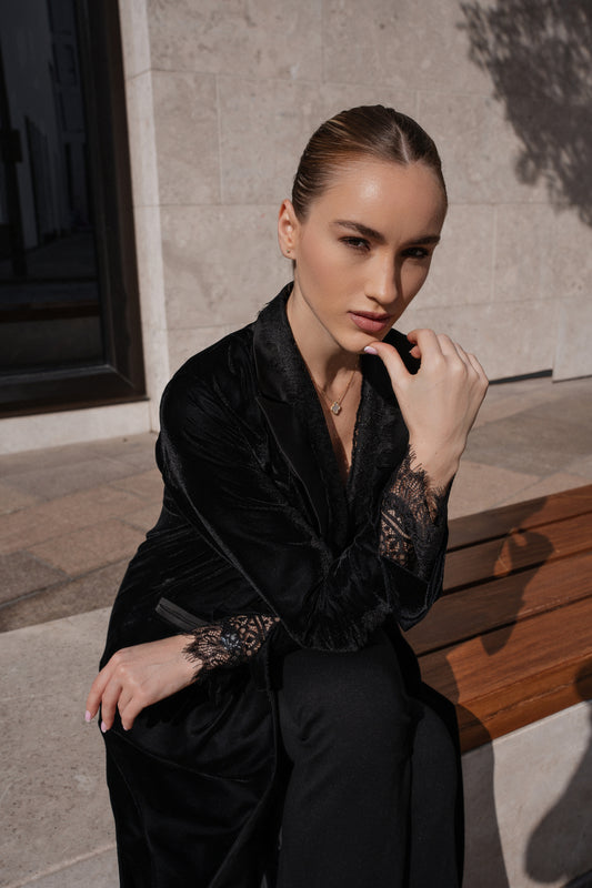 Velvet Noir | Black Abaya